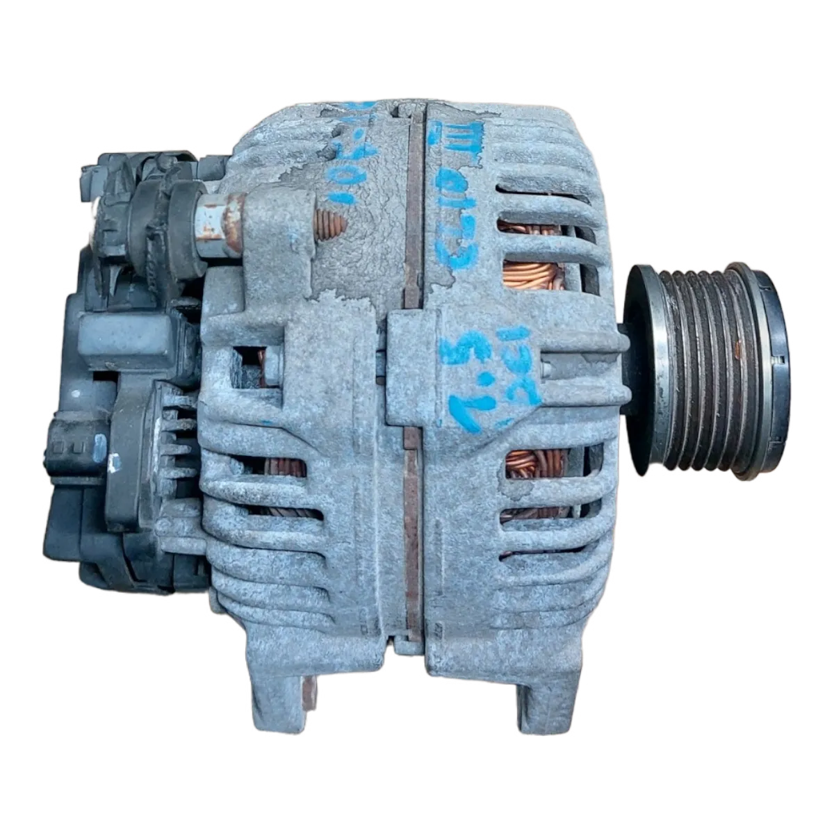 Renault Clio III 1.5 DCI  05-12   alternator  8200390675    0124425037