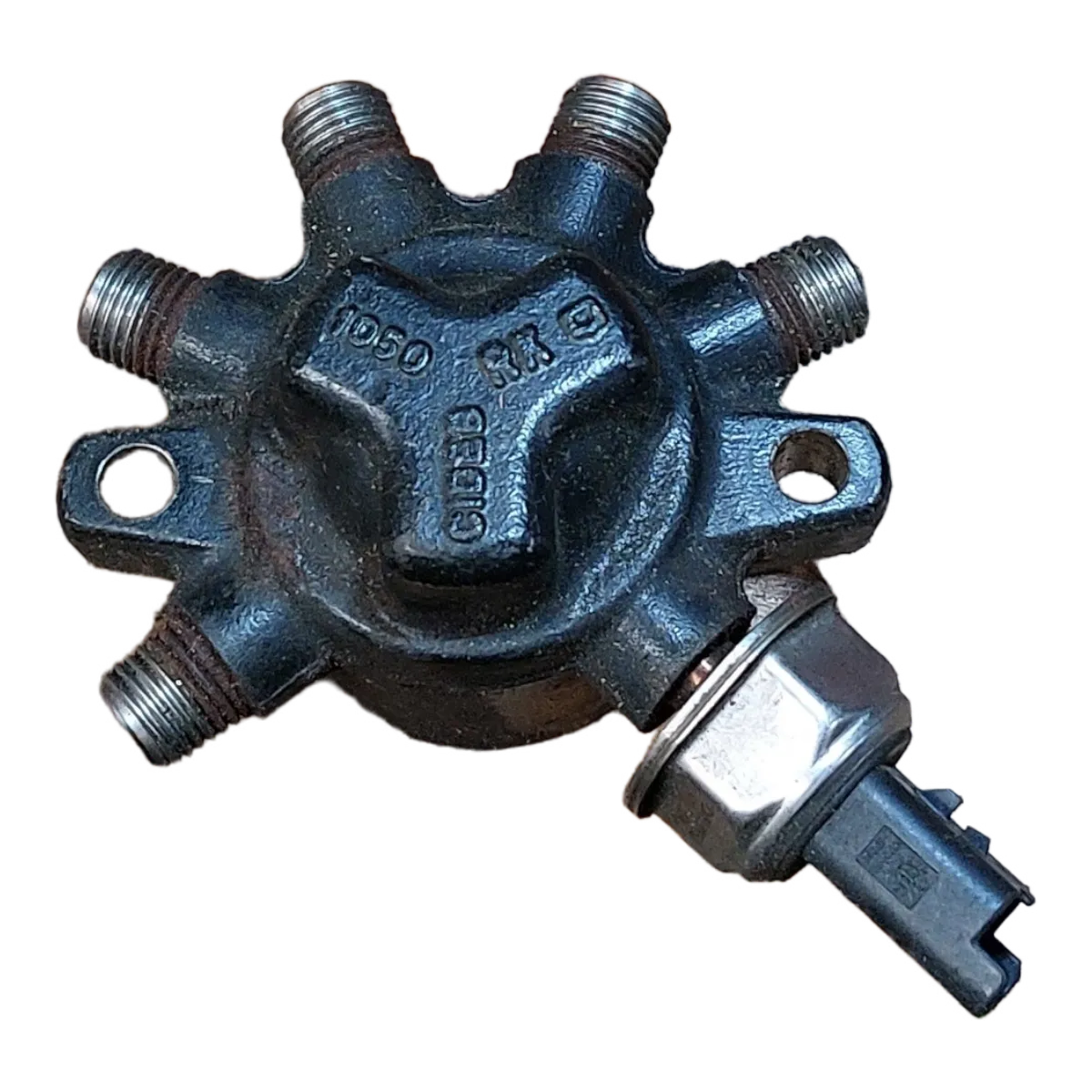 Renault Megane II  1.5 DCI  02-08   rampa goriva  8200584034  8200334367  R9144Z070B