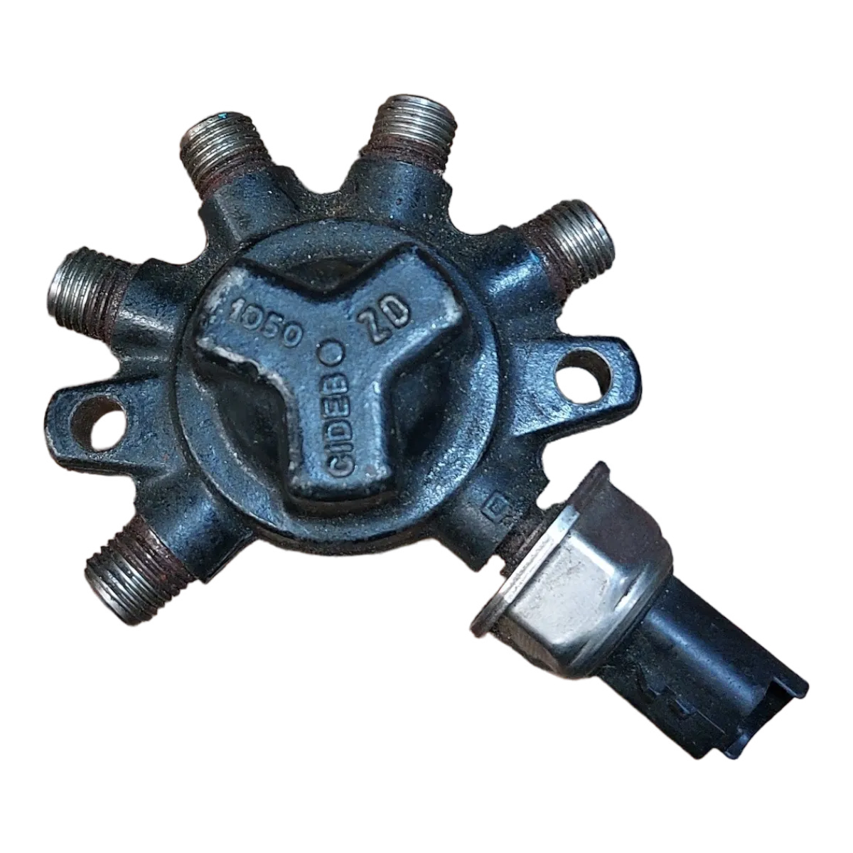 Renault Megane II  1.5 DCI  02-08   rampa goriva   R9144Z010   8200057345  8200057232