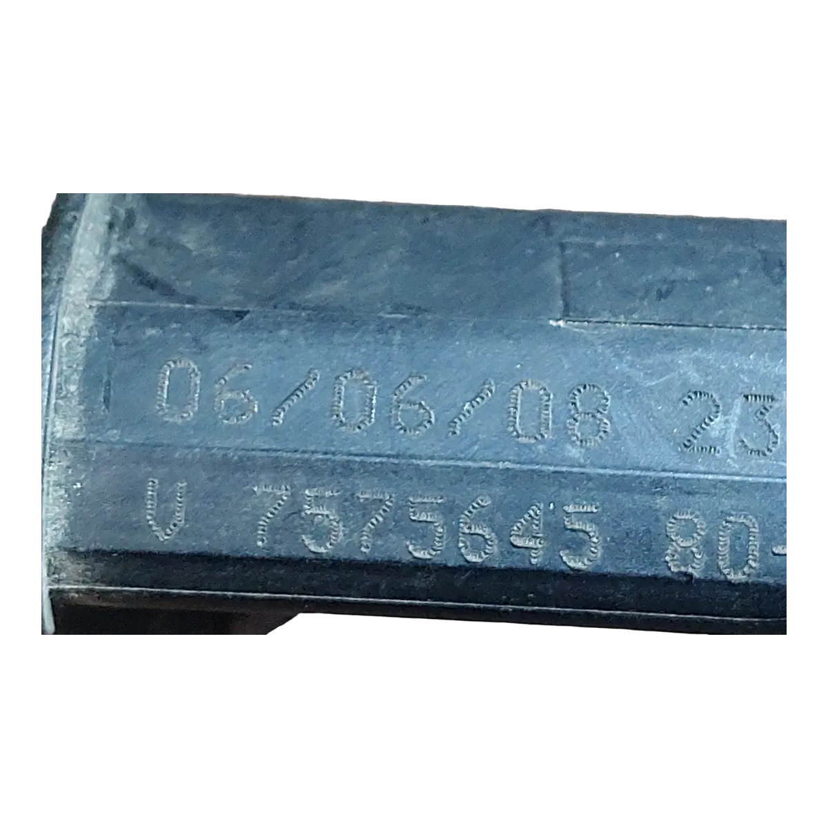 Peugeot 208 1.6 VTI  12-19   rampa goriva  V757564580