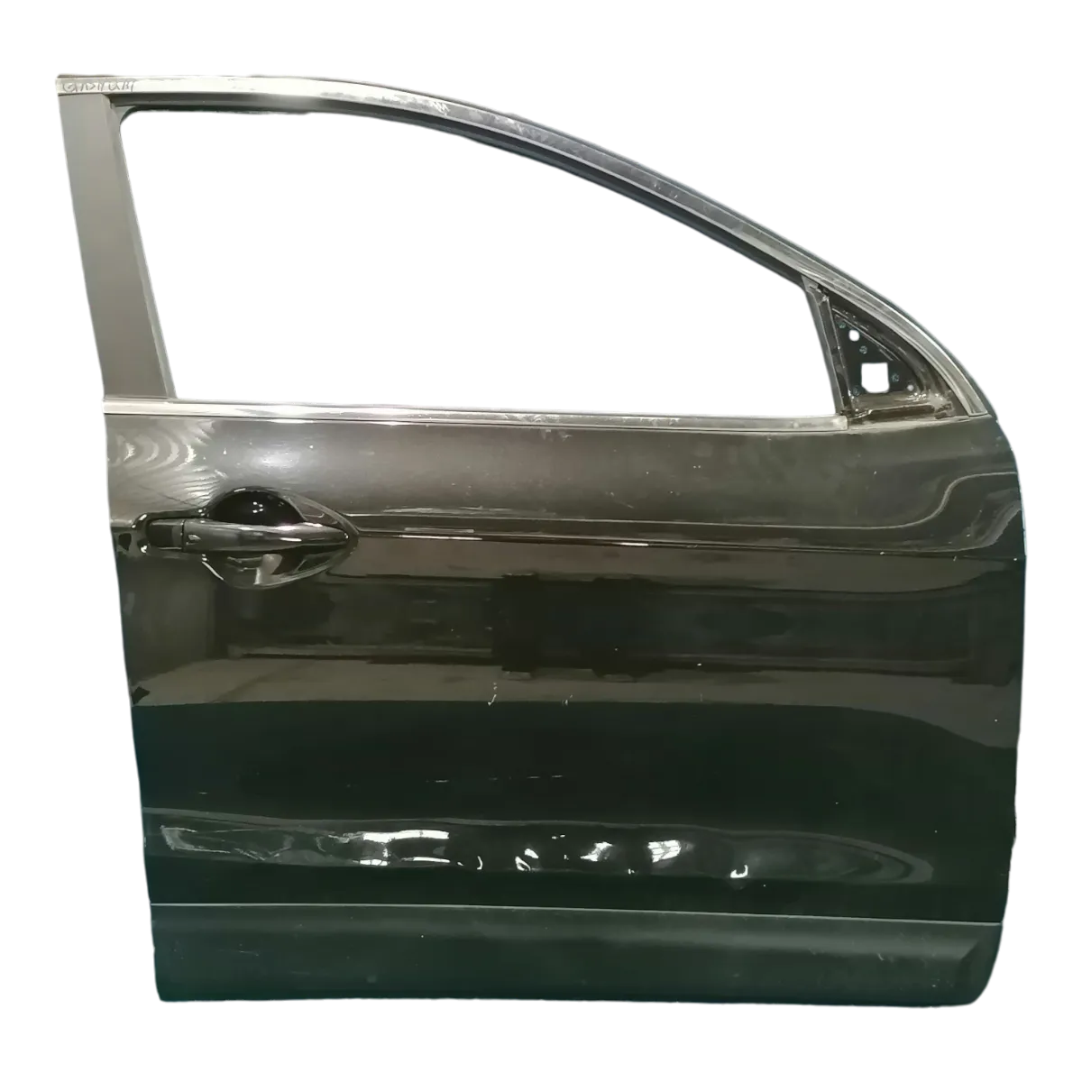 Nissan Qashqai    16-      prednja desna vrata