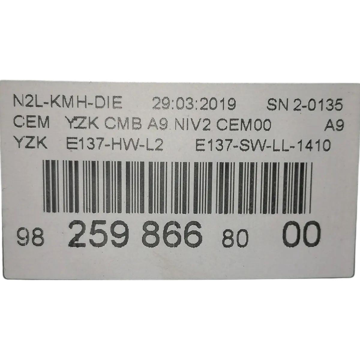 Peugeot 208   12-19    kilometar sat/brzinomjer    9825986680