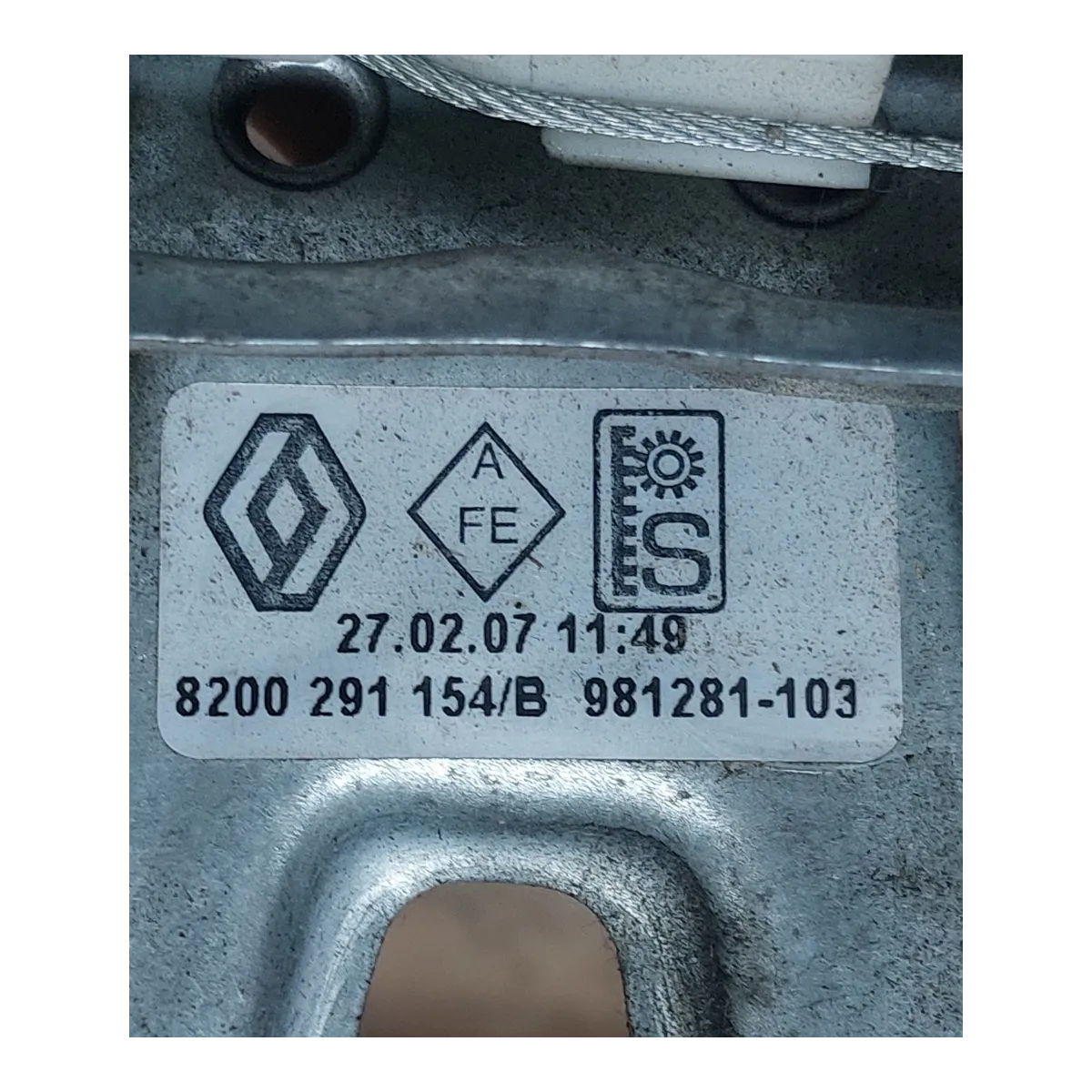 Renault  Clio III   05-12    podizač stakla zadnji lijevi-ručno  8200291154