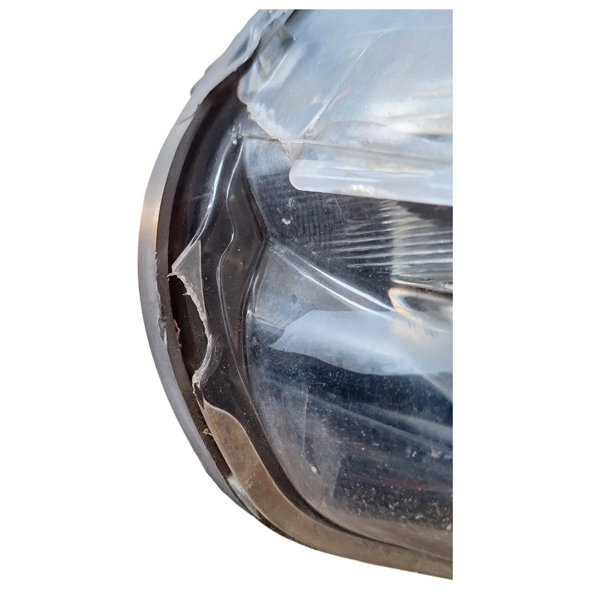 Peugeot 208 12-19  far prednji lijevi    1012111038   puknuta kopča