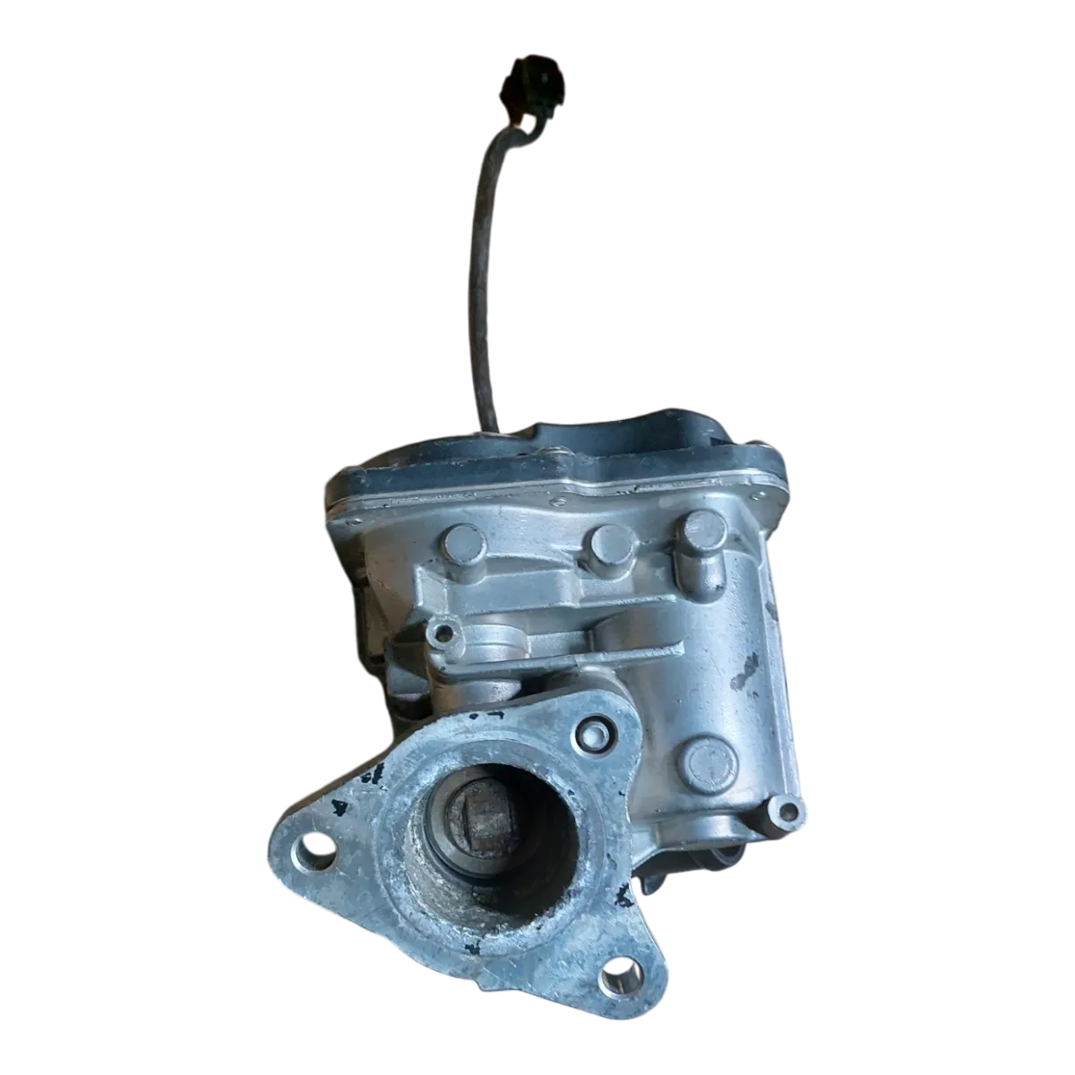 Nissan Juke  1.5 DCI   10-19    klapna gasa 147104647R 8201143495 HU1501000211