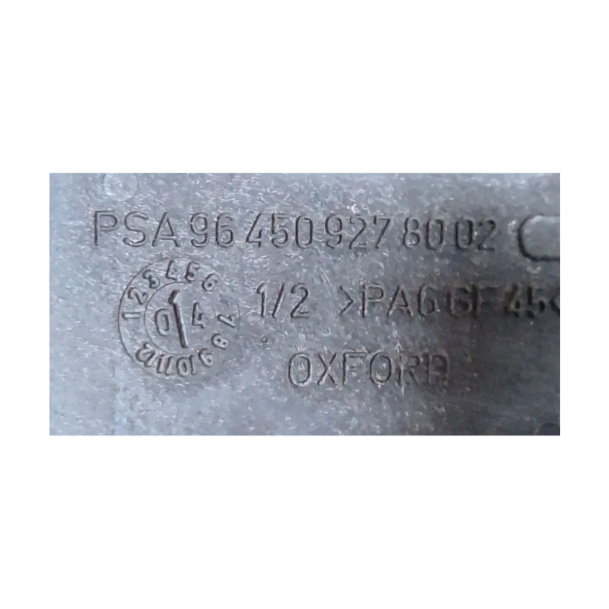 Peugeot 1007   04-09    brava prednje haube     9645092780