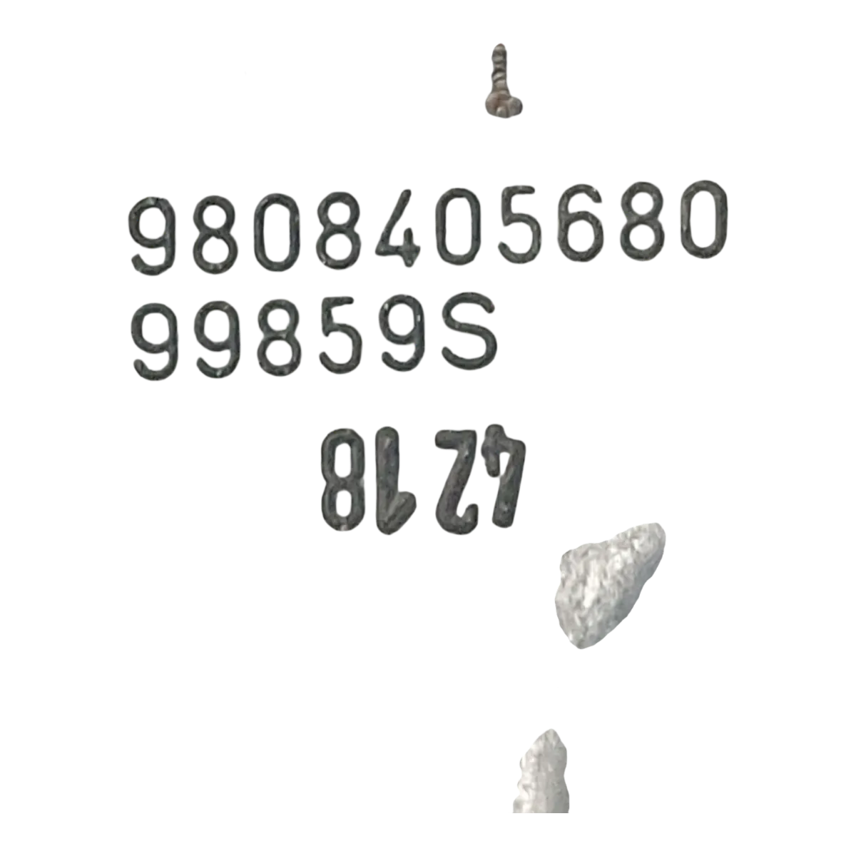 Peugeot  Expert IV   16-       brava prednje haube   9808405680