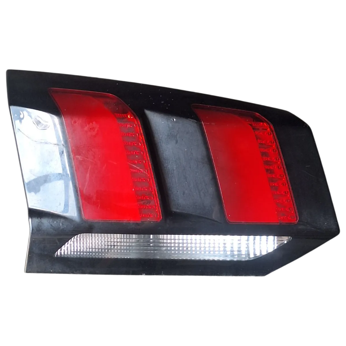 Peugeot 5008 P87   17-    lampa zadnja lijeva unutarnja    9811027880