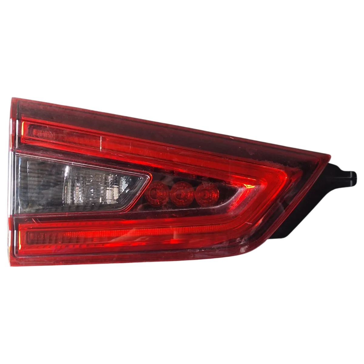 Nissan Qashqai II  13-21  lampa zadnja lijeva unutarnja     26555HV05A  26555HV55A