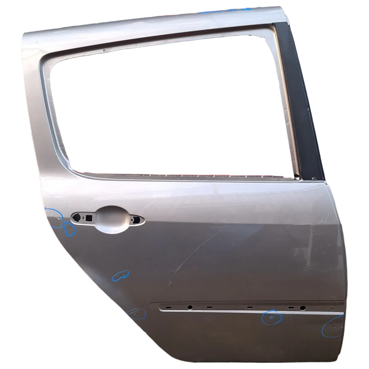 Renault Modus  04-12    vrata zadnja desna   OŠTEĆENA!