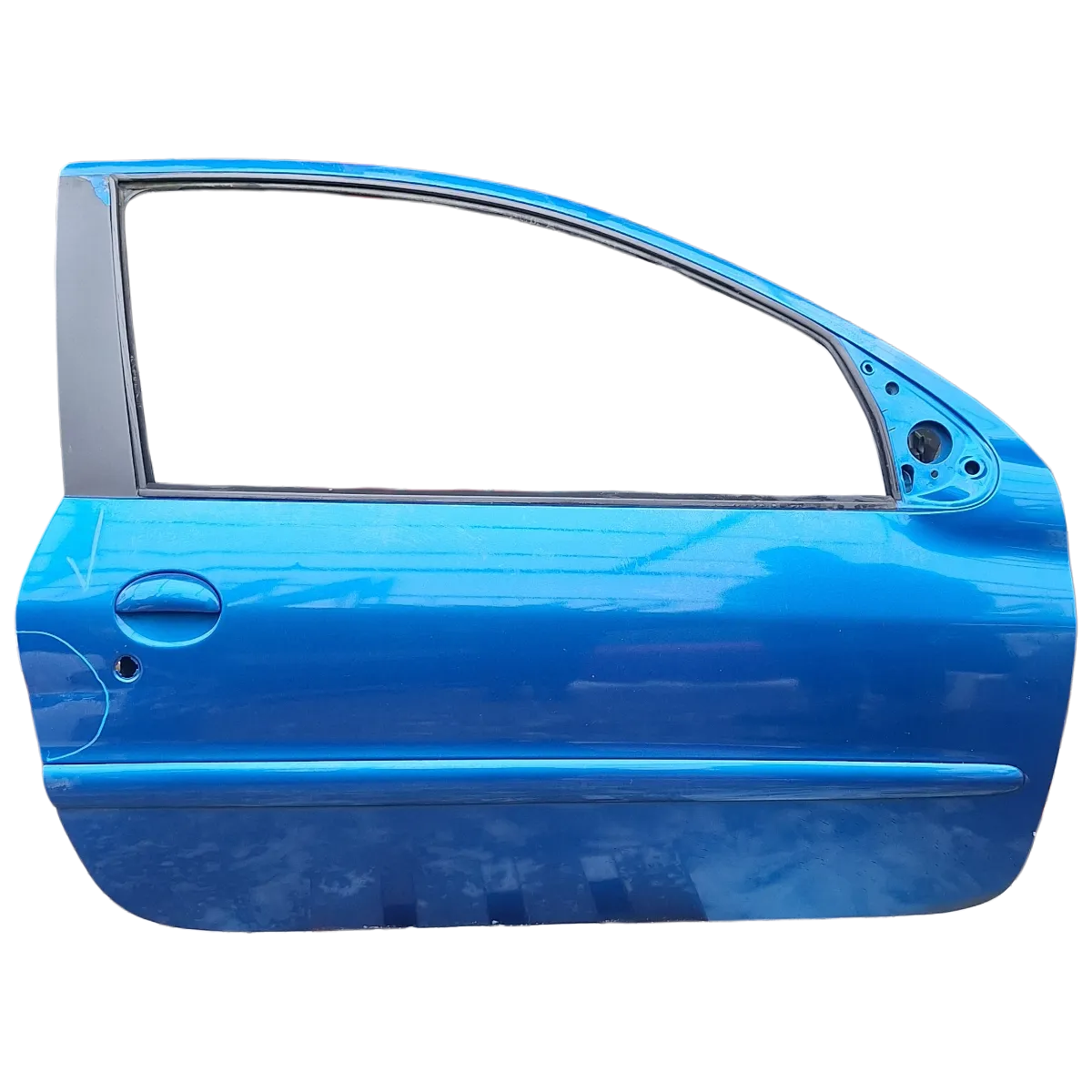 Peugeot 206  98-09    3v  vrata prednja desna   OŠTEĆENA!