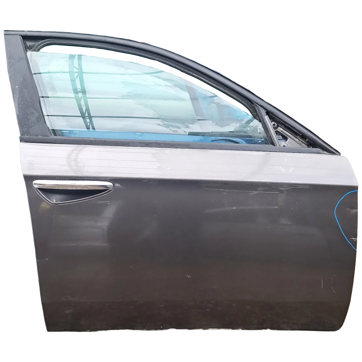 Alfa Romeo 159  04-11   vrata prednja desna    OŠTEĆENA!