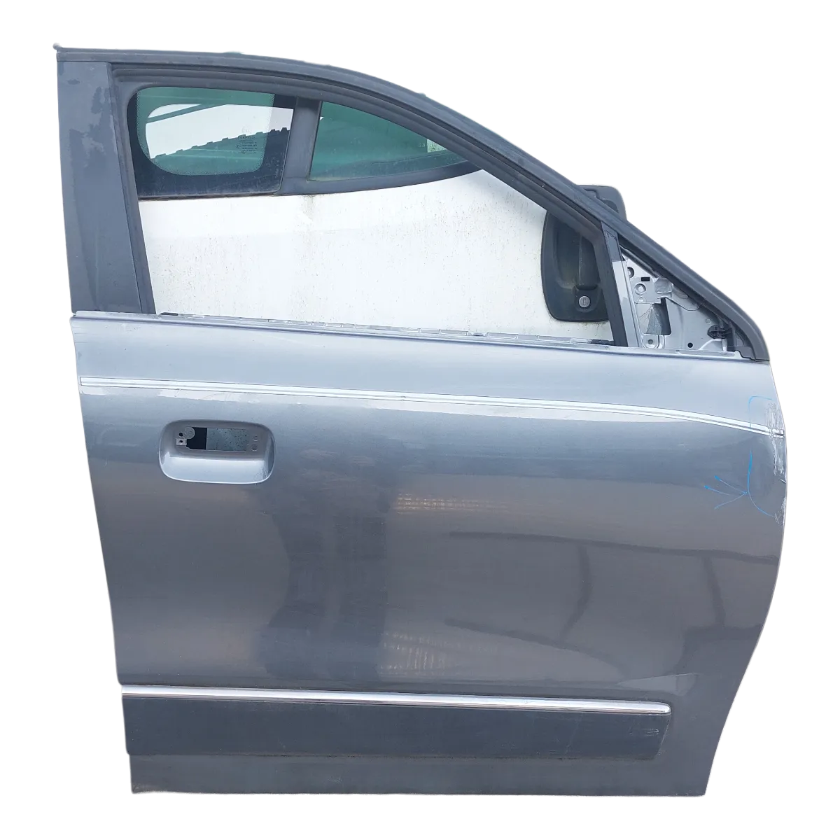 Renault Twingo III   14-    vrata prednja lijeva    OŠTEĆENA