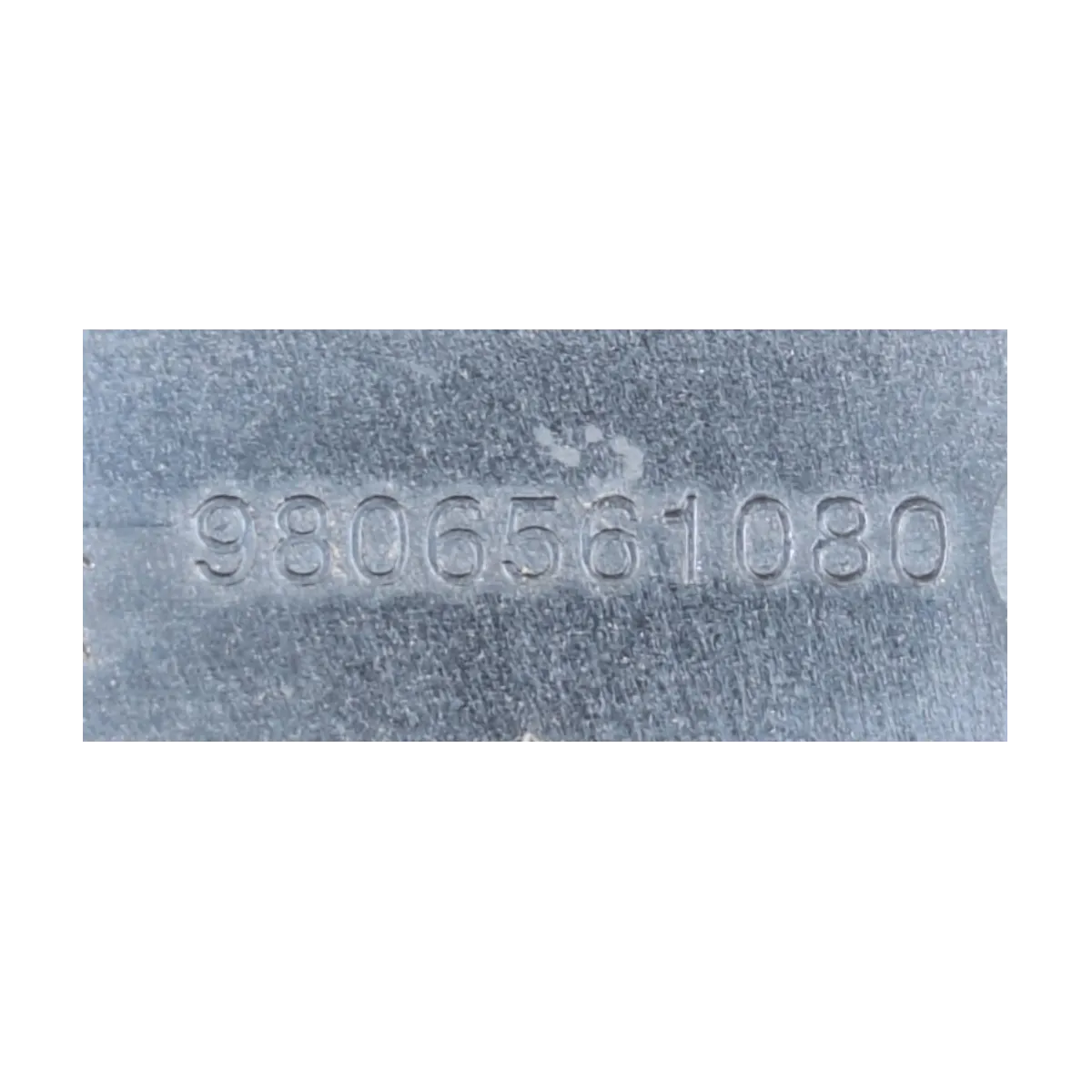Peugeot 208 1.6 HDI  12-19   kućište filtera zraka    9806561080