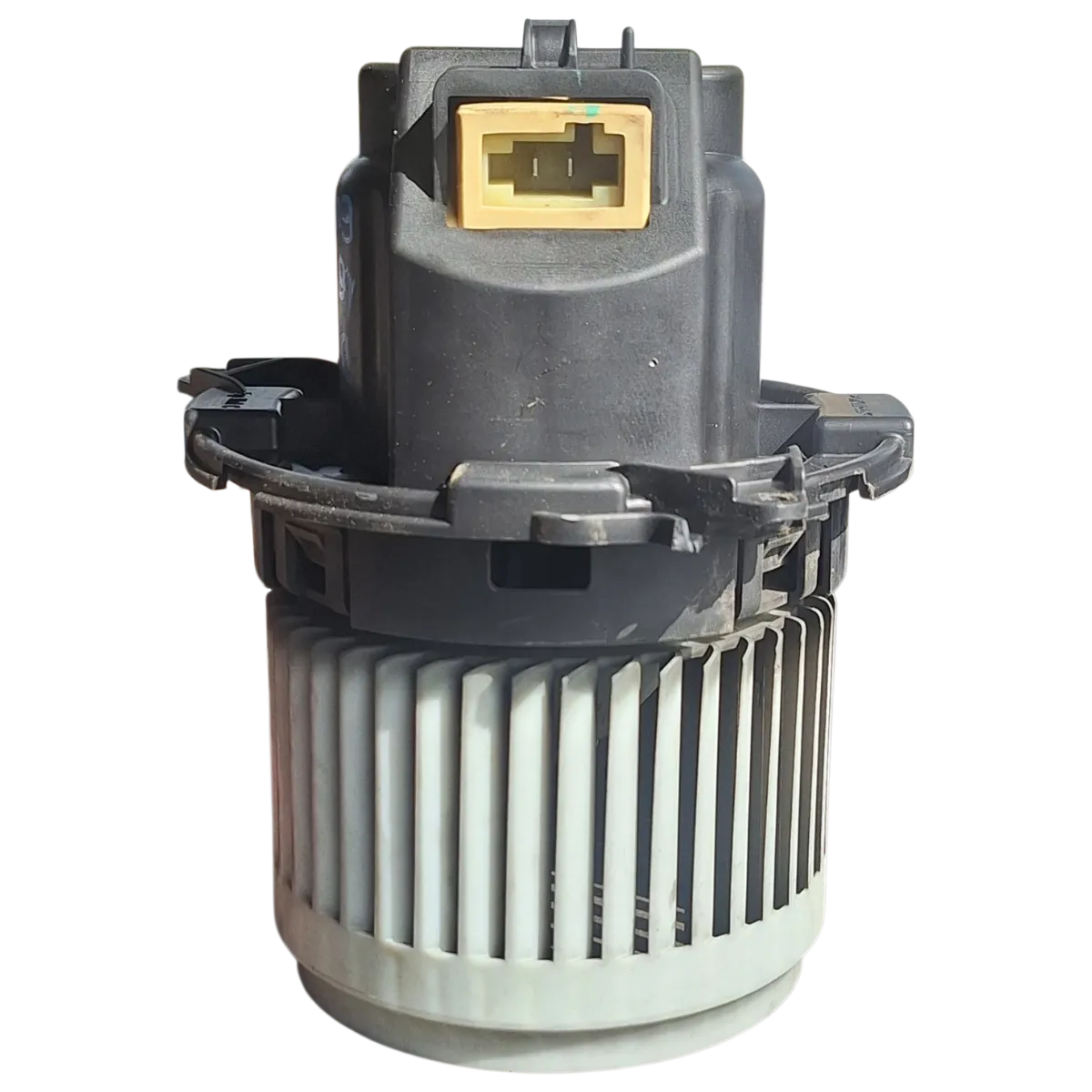 DacIa Dokker  1.5 DCI EURO VI  12-21   ventilator kabine    5P3730100  272103931R