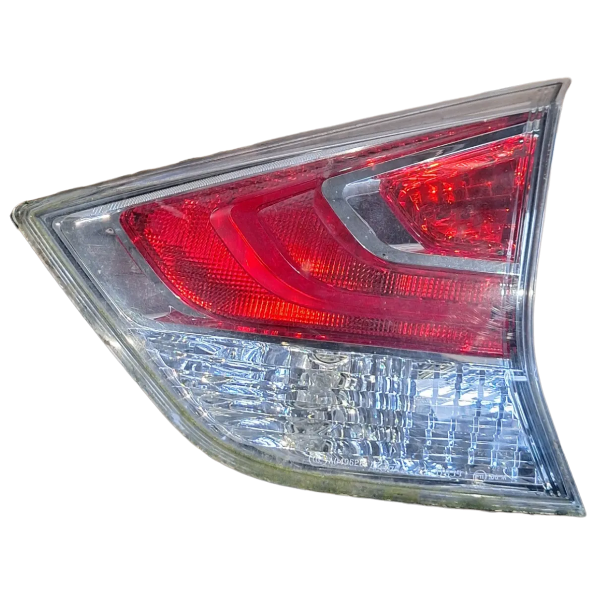 Nissan X-Trail   13-22   lampa zadnja desna unutarnja    265504CA1B