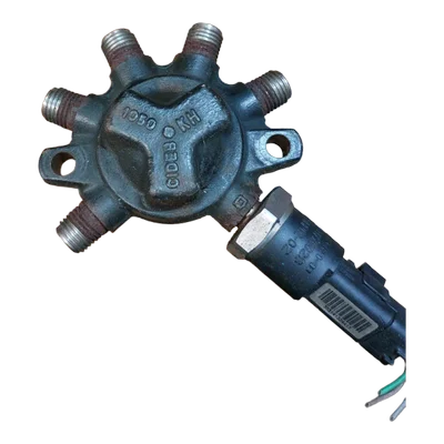 Renault Clio II 1.5 DCI  01-12   rampa goriva   R9144Z010   8200057345  8200057232