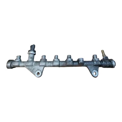 Renault Megane II 1.9 DCI 01-12   rampa  goriva  0445214113  8200620689  8200576687