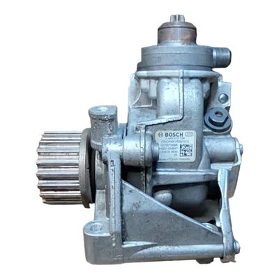 Renault Clio IV 1.5 DCI 12-20    visokotlačna pumpa  goriva   0445010704   167007358R