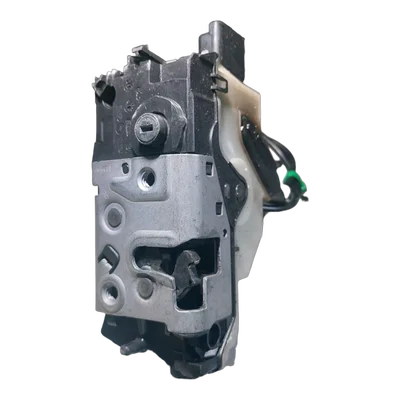 Peugeot 208   12-19    brava vrata prednja desna PD  5-pinova    9812500780