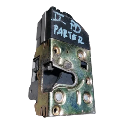 Peugeot Partner  96-08  brava  prednja desna  PD  6-pinova  9136J4