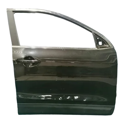 Nissan Qashqai    16-      prednja desna vrata