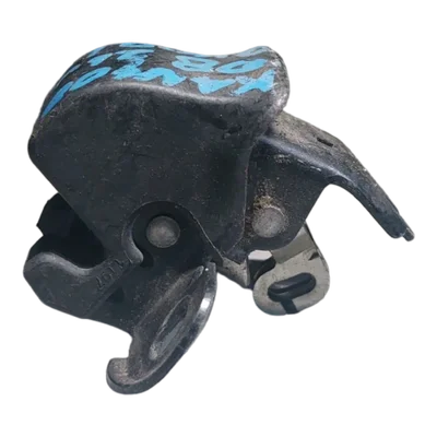 Renault Kangoo III   05--10 brava  gepaka  dvodjelna   8200031628