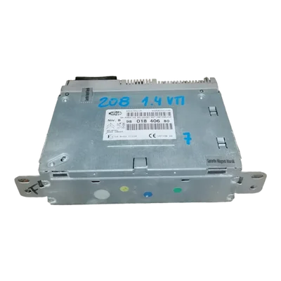 Peugeot 208   12-19     CD/radio     9806729580   503551011105