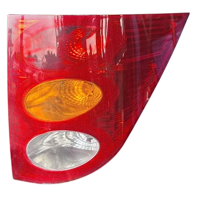 Peugeot 1007   04-09    lampa zadnja desna    9646116880