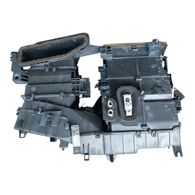 Fiat   Sedici    06-14    ventilacijska kutija  automat. klima  7410062JMO