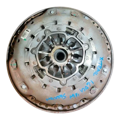 Nissan X-Trail 1.6 DCI 13-22 zamašnjak dvomaseni/ korpa ,lamela 123006624R 123102067R 123103008R  56.000km