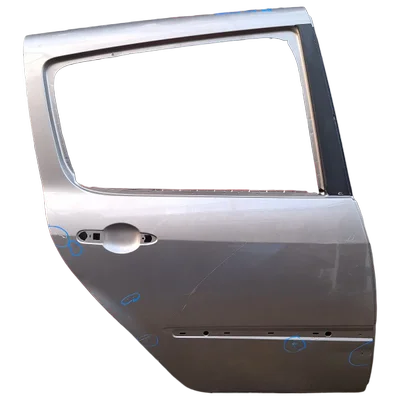 Renault Modus  04-12    vrata zadnja desna   OŠTEĆENA!