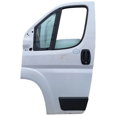 Peugeot Boxer III  06- 14    vrata prednja lijeva    OŠTEĆENA!