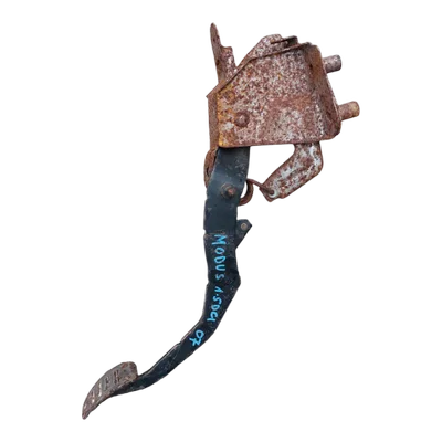 Renault Modus 04-08 pedala kočnice    8200169524