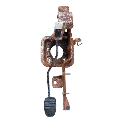 Renault Clio III   05-12  pedala kočnice  8200696867