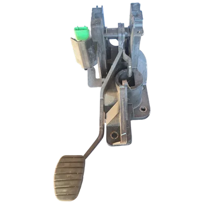 Renault Twingo III   14-     pedala kočnice    465014775R  8201213227