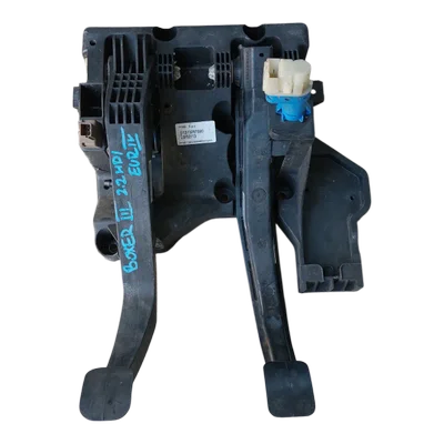 Peugeot Boxer III 06- 14 pedala kočnice- kvačila  01373297080  3802501017