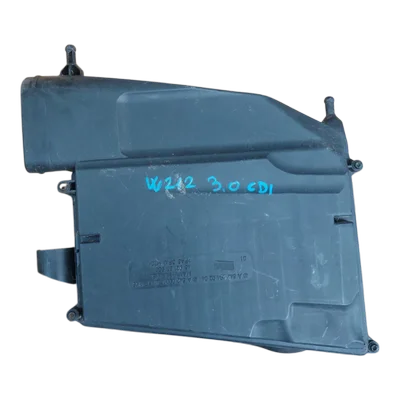 Mercedes-Benz E-CLASS W211 320 CDI 02-09 kućište filtera zraka  A6420940204  A6420901601 4602185906